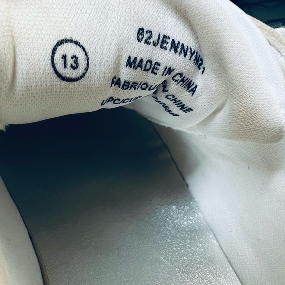 George Girls’ Star Sneakers - Size 13 Kids - Picture 8 of 8